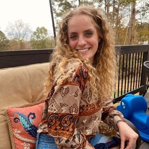 Meet your Posher, Kelli